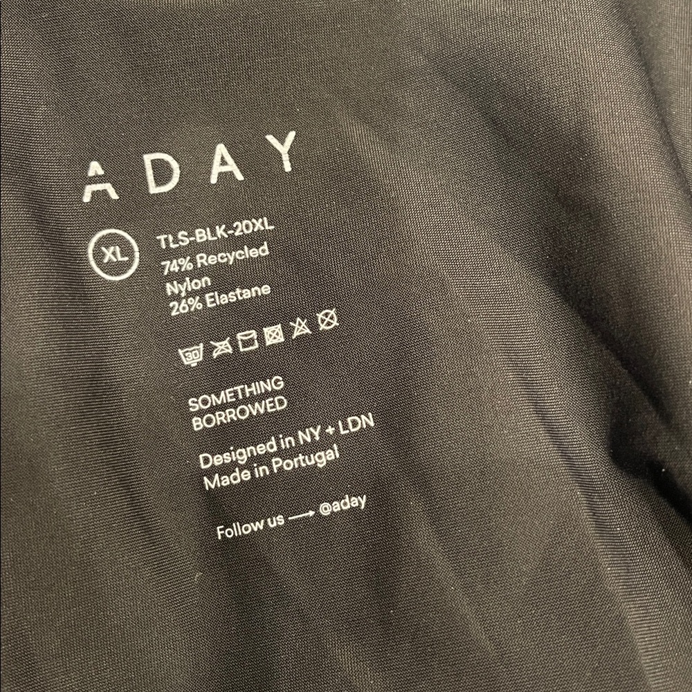 A Day Sz XL Something Borrowed Shirt
Black Snap - Picture 3 of 13